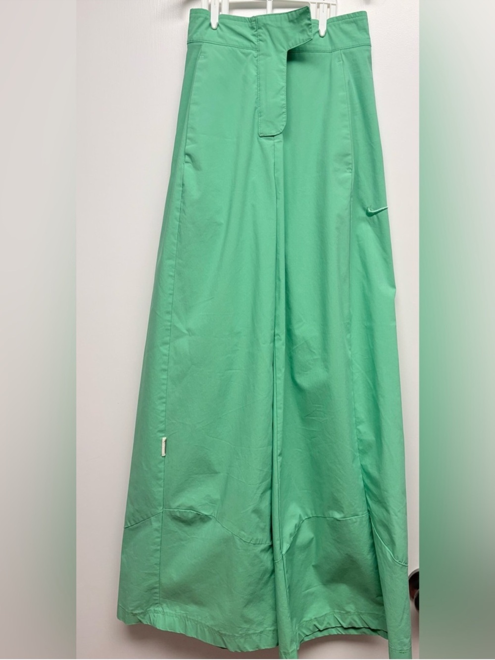 Nike Wide-Leg Pants in Mint